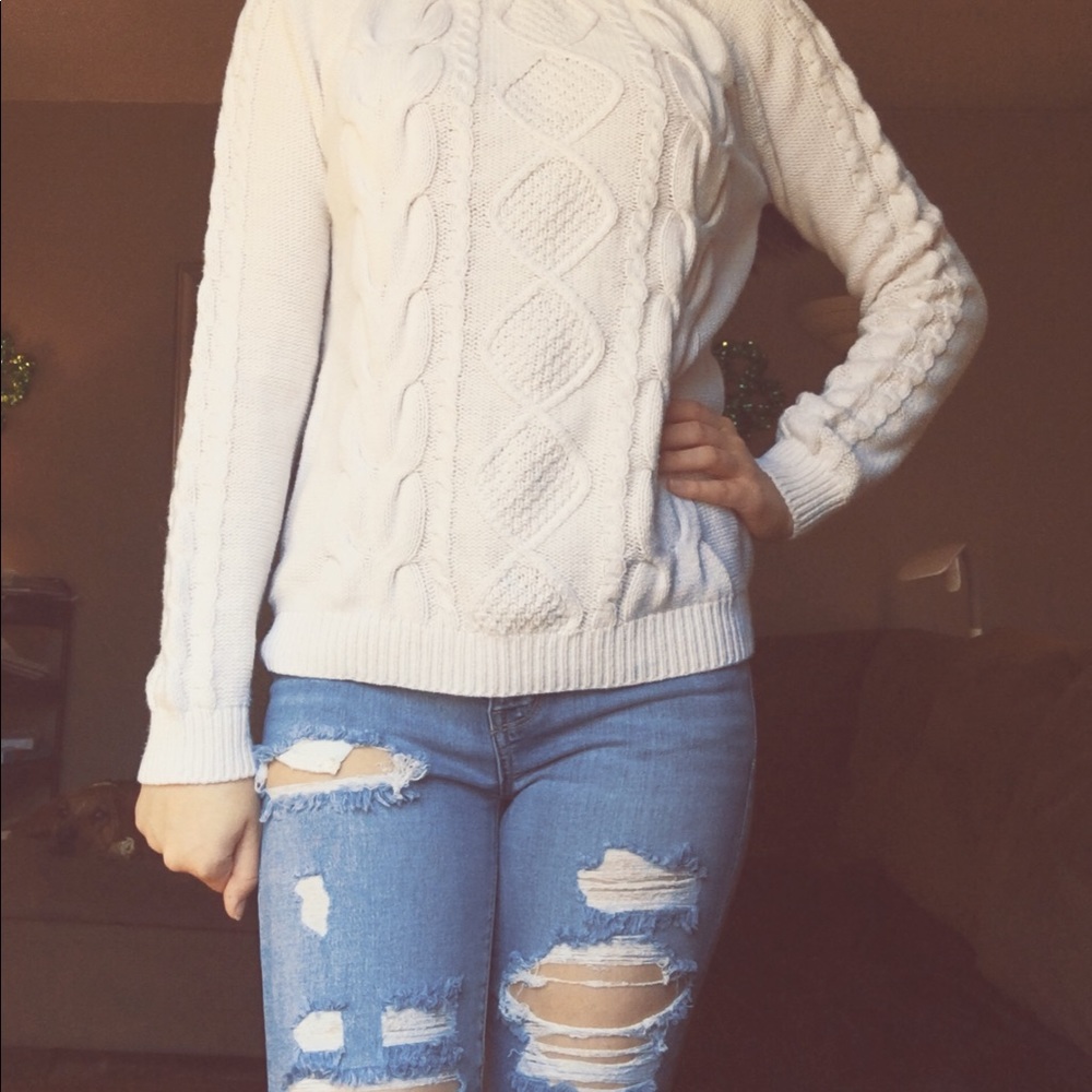 White Forever 21 Sweater